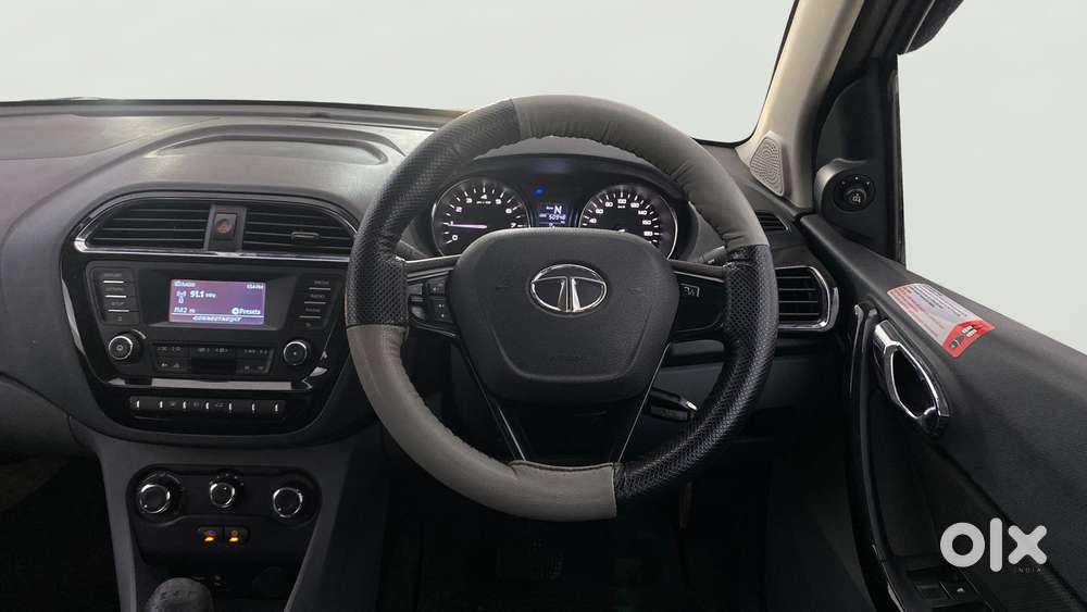 Tata Tigor Xza, 2018, Petrol