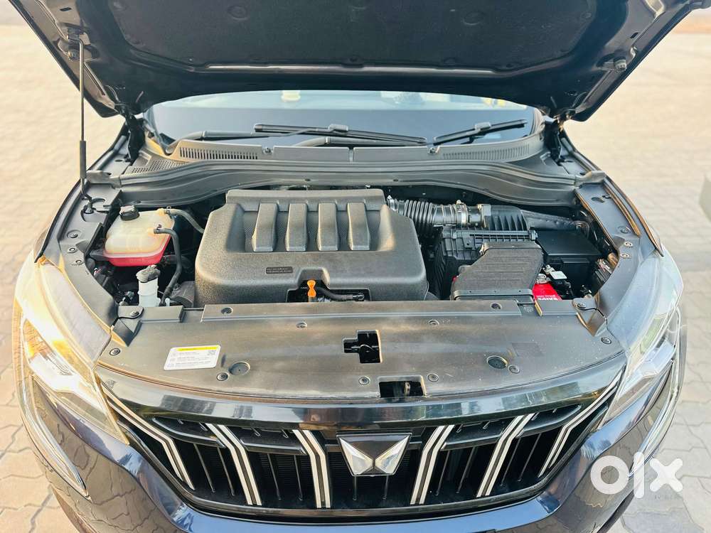 Mahindra Xuv700 2.0 Ax 7 Petrol At Luxury Pack Str, 2023, Petrol