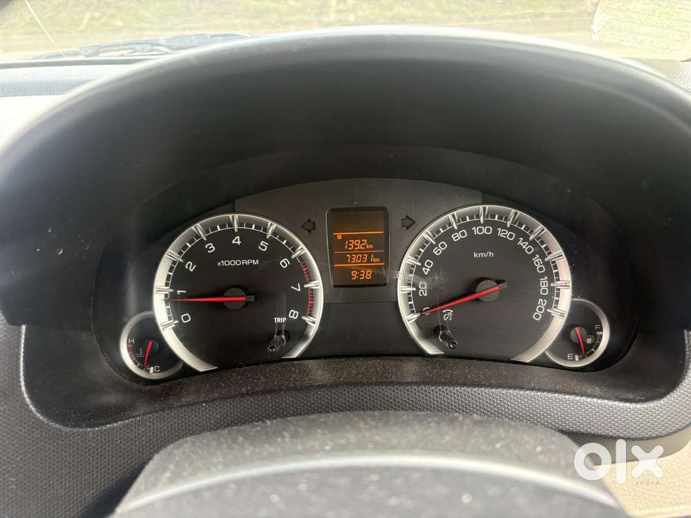 Maruti Suzuki Swift Dzire Vxi(o) Mt, 2016, Petrol