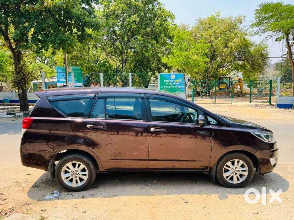 Toyota Innova Crysta 2.8 Gx At 8s, 2018, Diesel