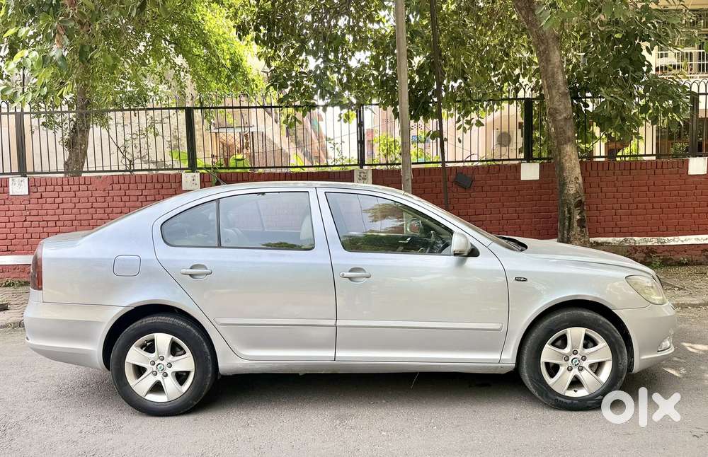 Skoda Laura L And K At, 2011, Diesel