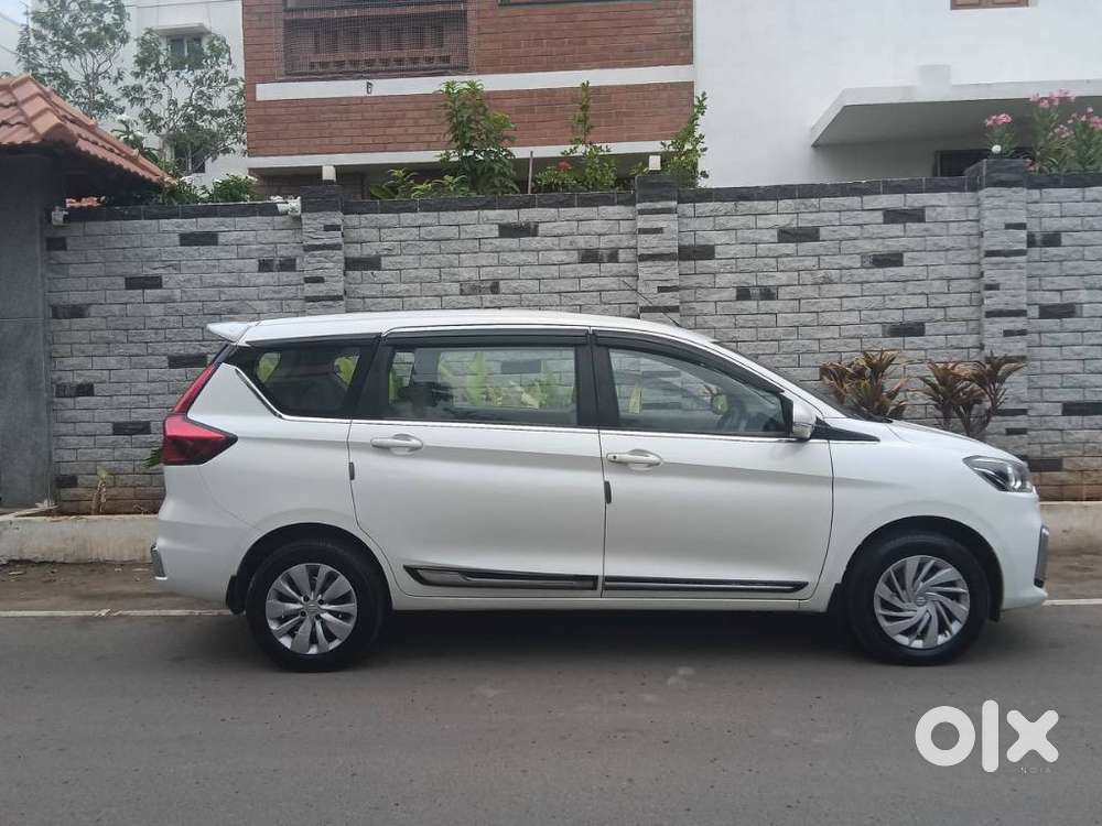 Maruti Suzuki Ertiga 1.5 Vxi, 2022, Petrol