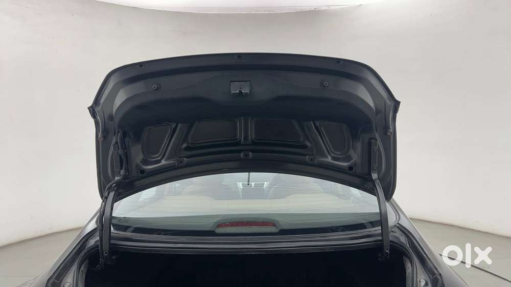 Hyundai Verna 1.6 Vtvt At S, 2016, Petrol