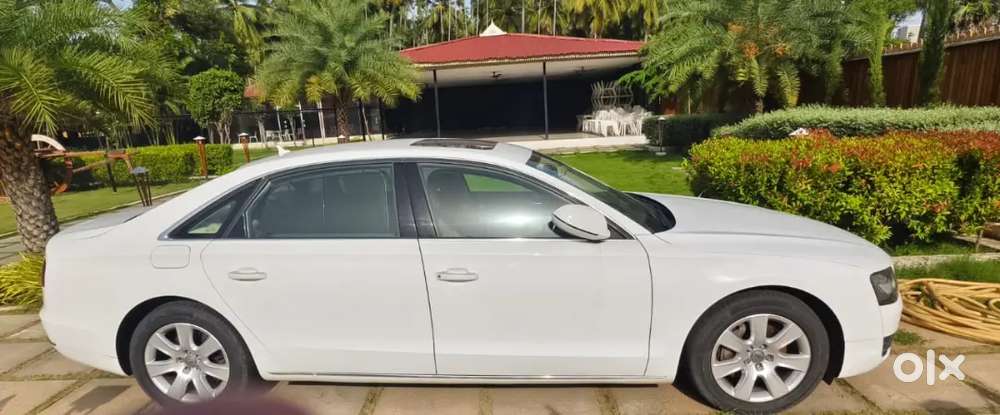 Audi A8 L 2012