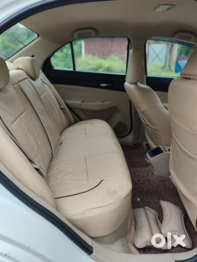 Maruti Suzuki Dzire 1.2 Vxi, 2023, Petrol
