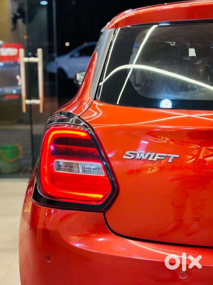 Maruti Suzuki Swift Vxi + Manual, 2021, Petrol
