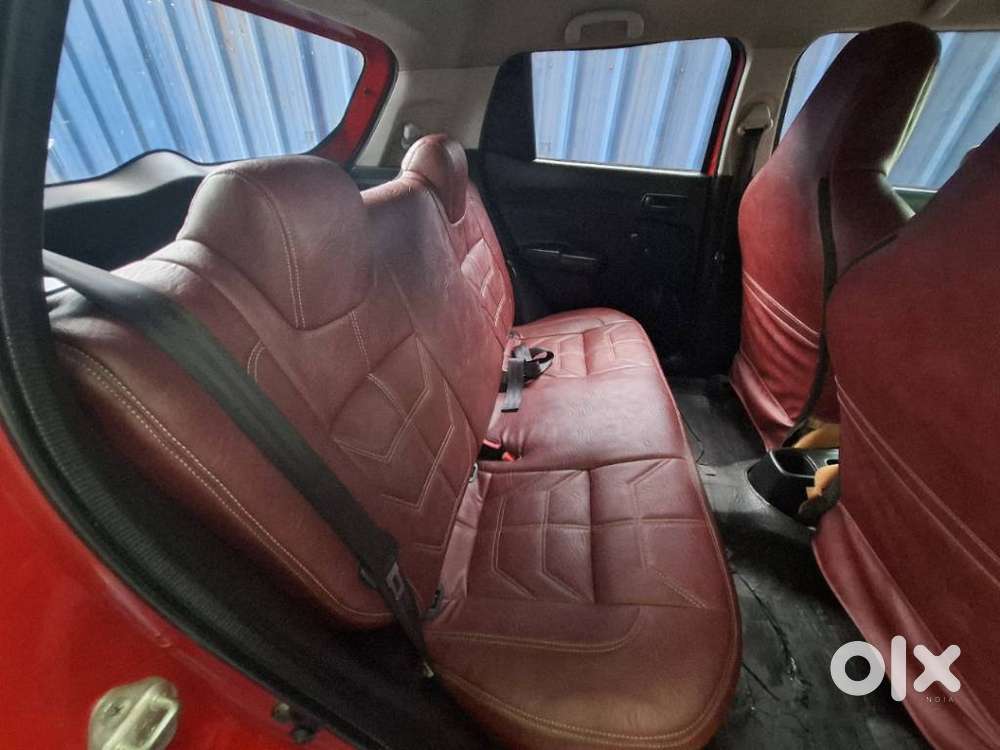 Maruti Suzuki Swift Lxi Option, 2024