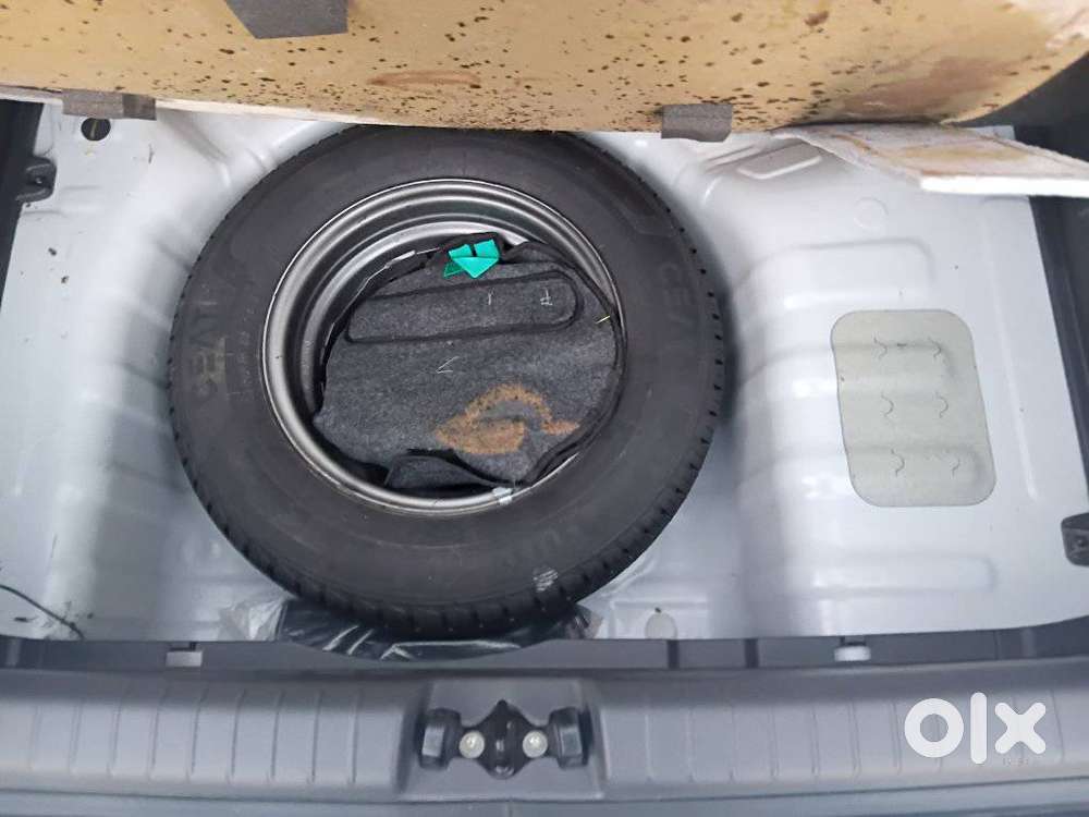 Hyundai Grand I10 Nios Era Petrol, 2025, Petrol
