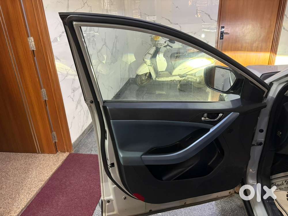 Tata Curvv Petrol And Cng Manual 2025