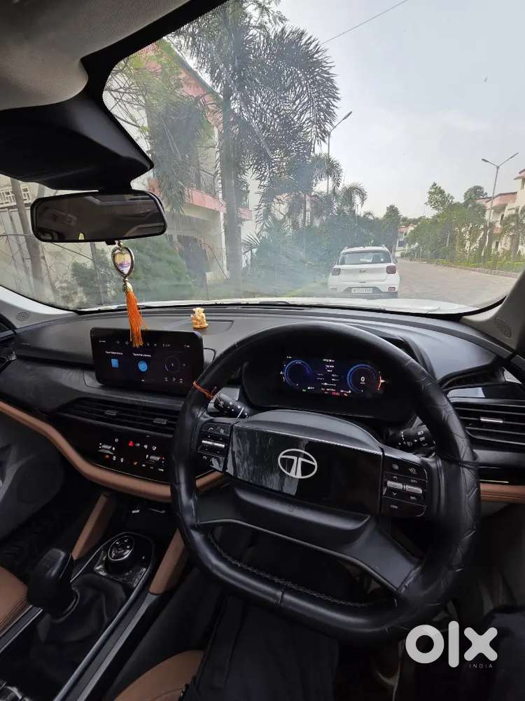 Tata Safari Adventure 2025 Diesel