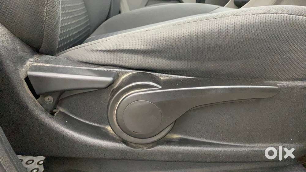 Tata Tiago 1.2 Revotron Xza, 2018, Petrol