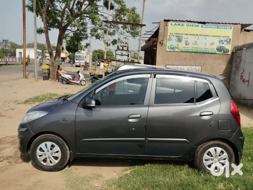 Hyundai I10 Sportz Vtvt 2011  51,000 Km  Excellent Condition