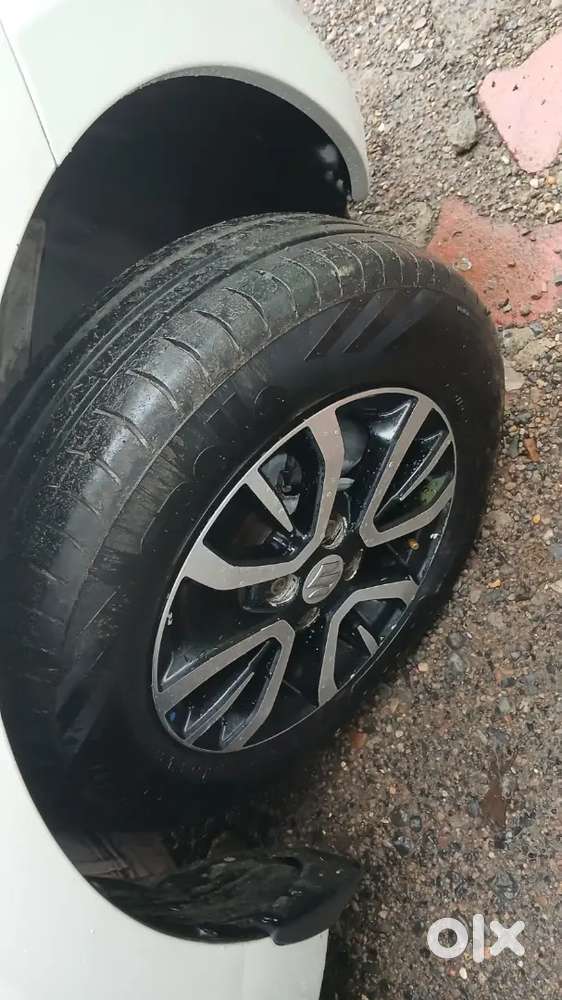 Maruti Suzuki Swift 2021 Lxi