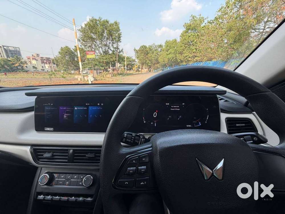 Mahindra Xuv700 2.2 Ax 5 Diesel Mt 7 Str, 2024, Diesel