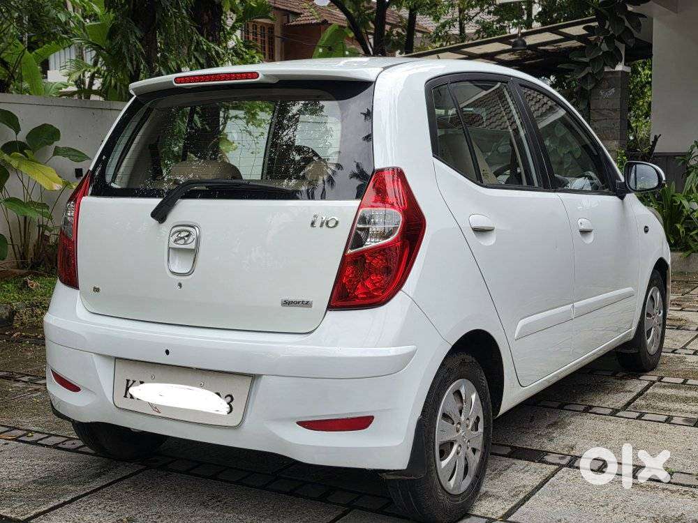 Hyundai I10 Sportz At, 2011, Petrol