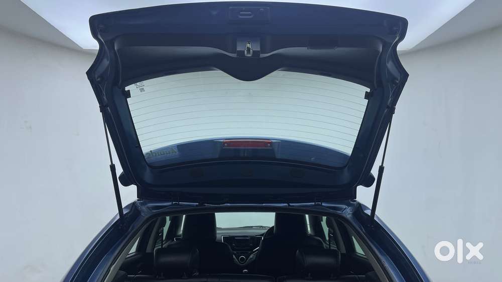 Maruti Suzuki Baleno 1.2 Zeta, 2017, Petrol