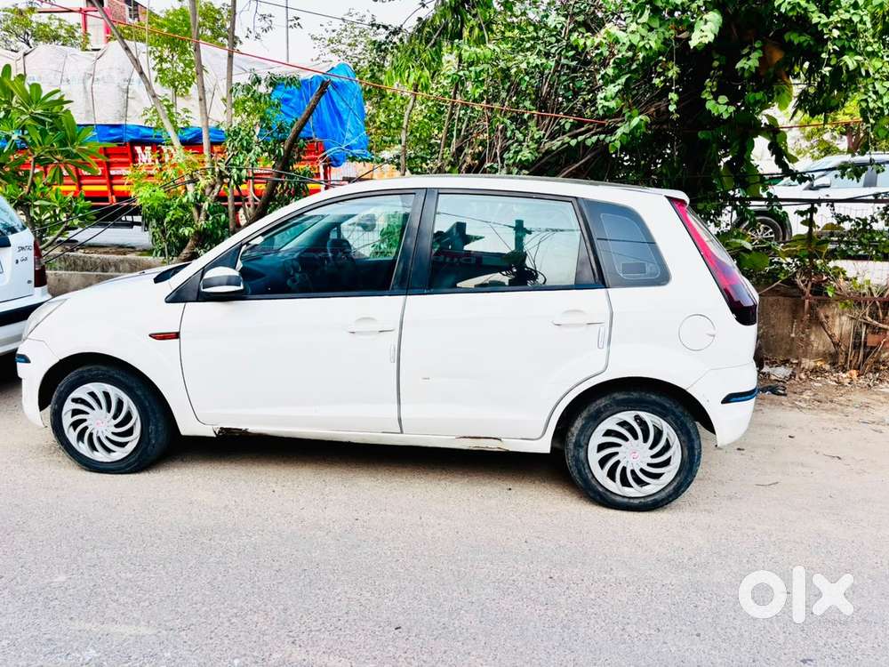 Ford Figo Petrol 2012