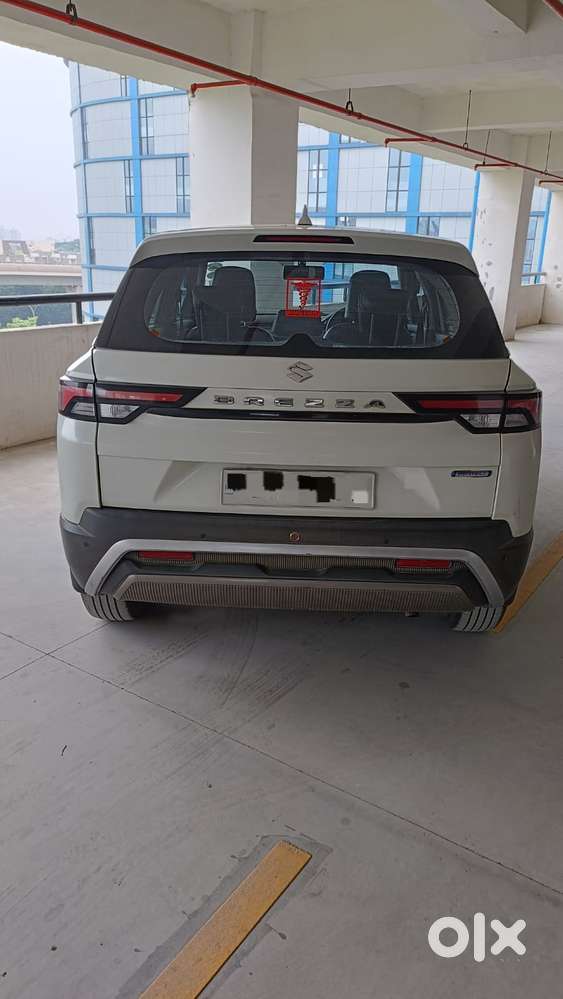 Maruti Suzuki Brezza 1.5 Vxi At Smart Hybrid, 2022, Petrol