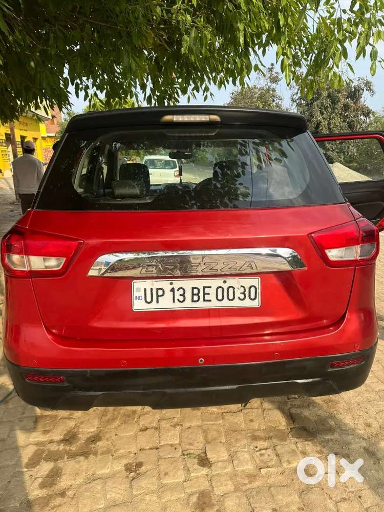 Maruti Suzuki Brezza 2019 Diesel 98000 Km Driven Ac Child
