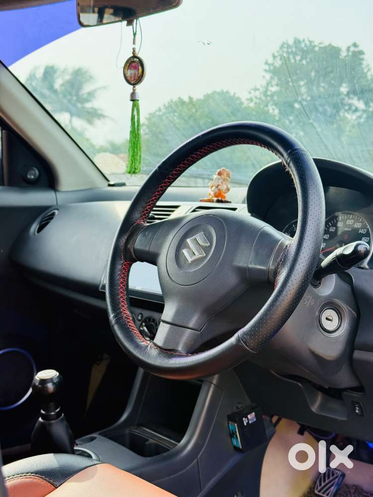 Maruti Suzuki Swift 1.3 Vxi, 2010, Petrol