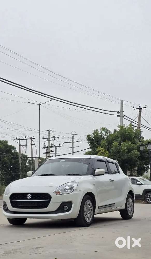​maruti Swift Lxi (nov 2020) | 1st Owner | Company Service Record