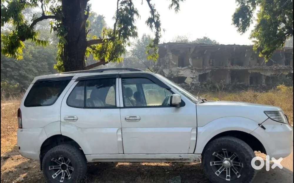 Tata Safari Storme