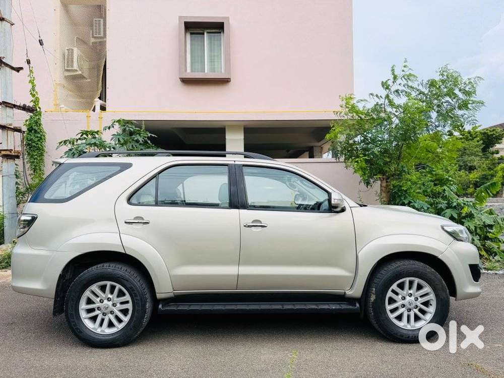 Toyota Fortuner, 2013, Diesel