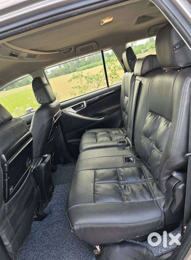 Toyota Innova Crysta 2.4 V, 2019, Diesel