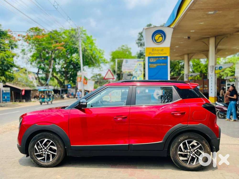 Mahindra Xuv 3xo Ax5 Pm Mt, 2024, Petrol