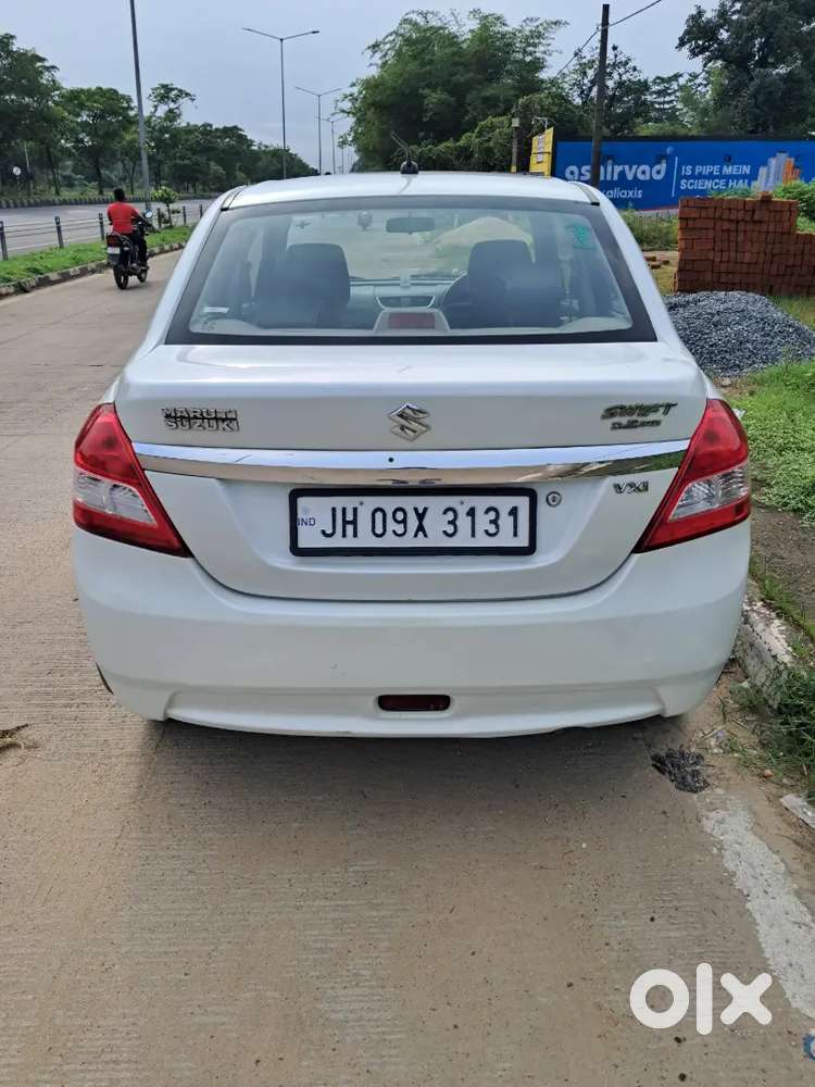 Maruti Suzuki Swift Dzire 2014 Petrol Manual