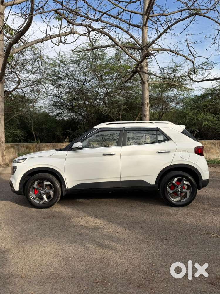 Hyundai Venue 1.0 Sx (o) Turbo Dct, 2021, Petrol