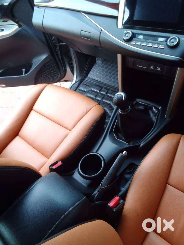 Innova Crysta 2016 , 144000 Km/ 1665000