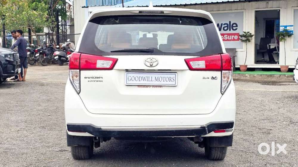 Toyota Innova Crysta 2.4 V, 2017, Diesel