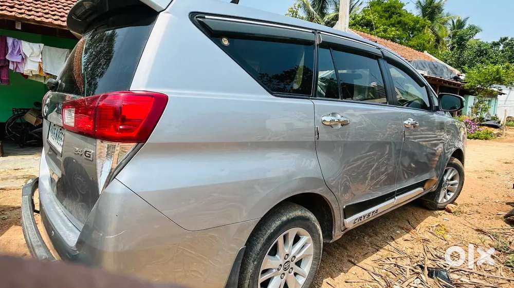 Toyota Innova Crysta 2018 Diesel With 210,000 Km