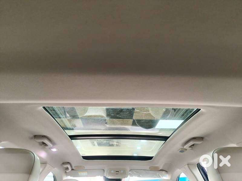 Mahindra Xuv700 2.0 Ax 7 Petrol At Luxury Pack Str, 2021, Petrol