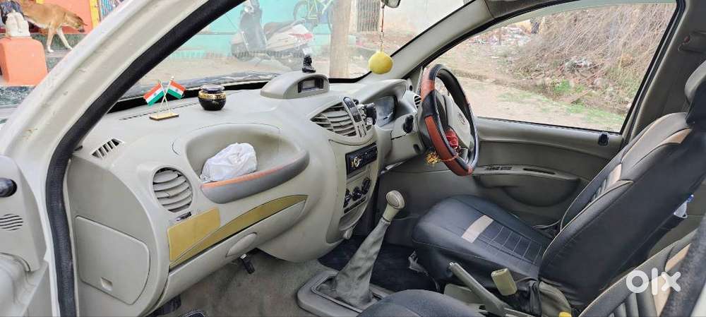 गाड़ी कंपलीट है मुझे अर्जेंट सेल करना है