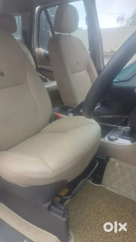 Tata Safari Storme 2013 Manual Diesel