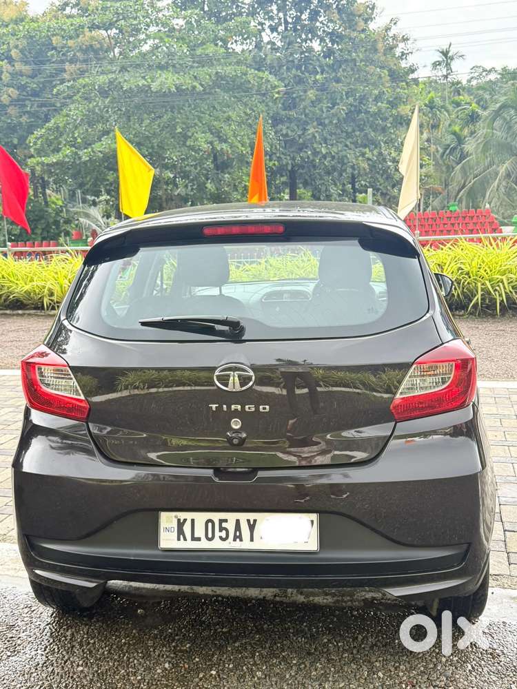 Tata Tiago 1.2 Revotron Xz (o), 2022, Petrol
