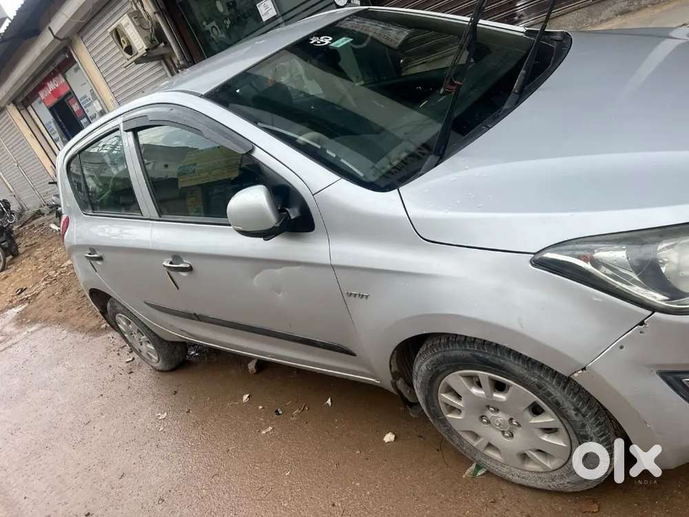 Hyundai I20 1.2 Magna 2014 Cng And Petrol Both ,ac Fully Worked