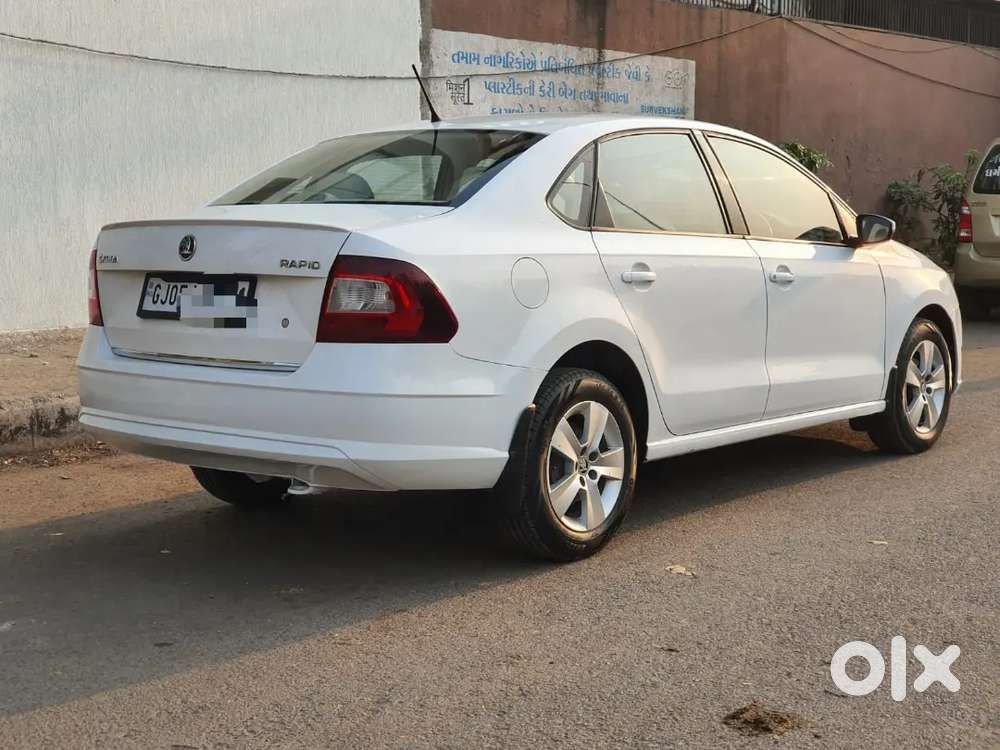 Skoda Rapid 2017 Diesel 128000 Km Driven