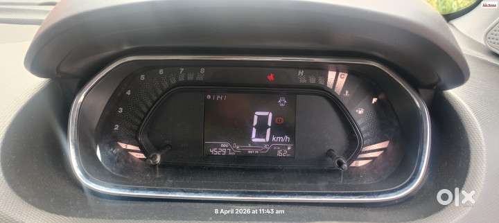 Tata Tiago 1.2 Revotron Xt (o), 2022, Petrol