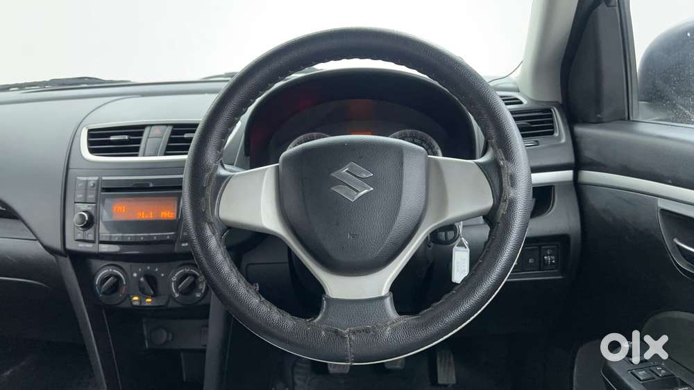 Maruti Suzuki Swift Vvt Vxi, 2015, Petrol