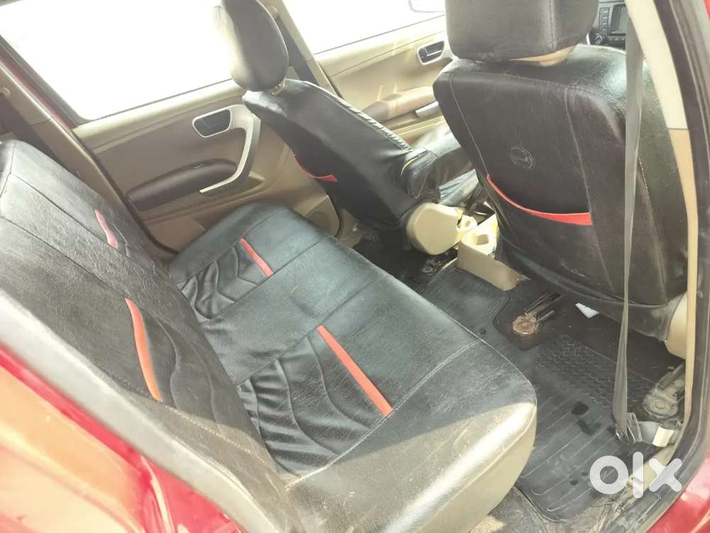 Mahindra Tuv 300 2015 Diesel 58000 Km Driven