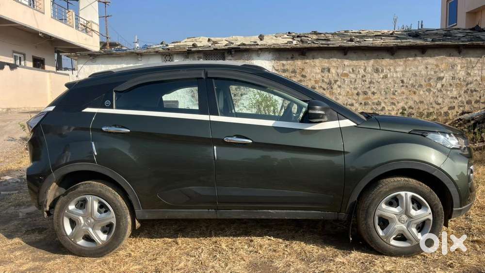 Tata Nexon 2024 Petrol 33000 Km Driven