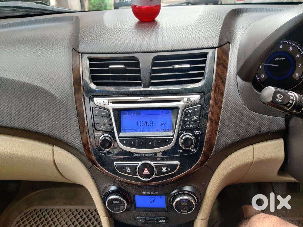 Hyundai Verna 1.6 Sx Vtvt, 2014, Petrol
