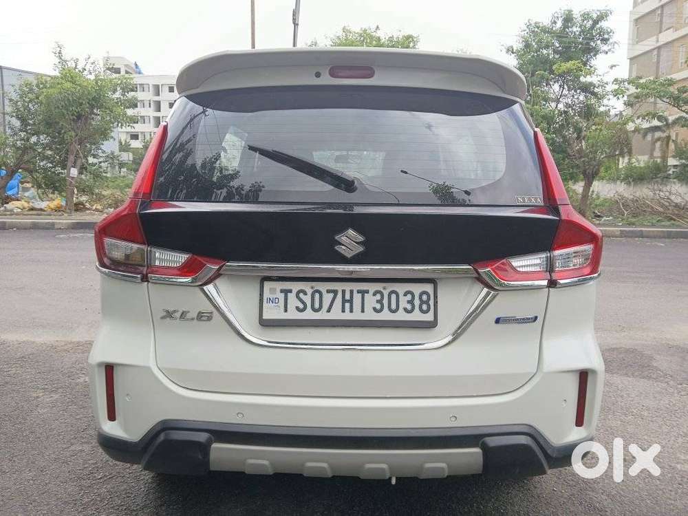 Maruti Suzuki Xl6 1.5 Alpha Mt, 2021, Petrol