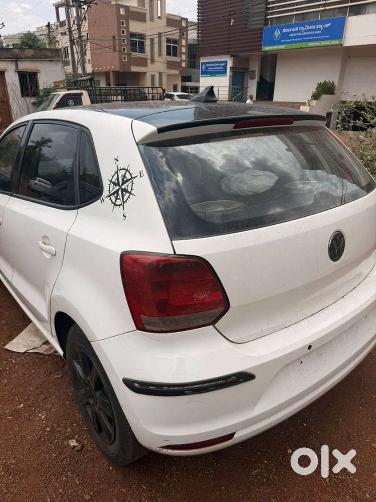 Volkswagen Polo Petrol 2011