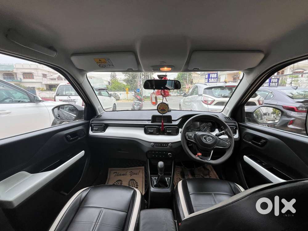 Tata Punch Pure, 2022, Petrol