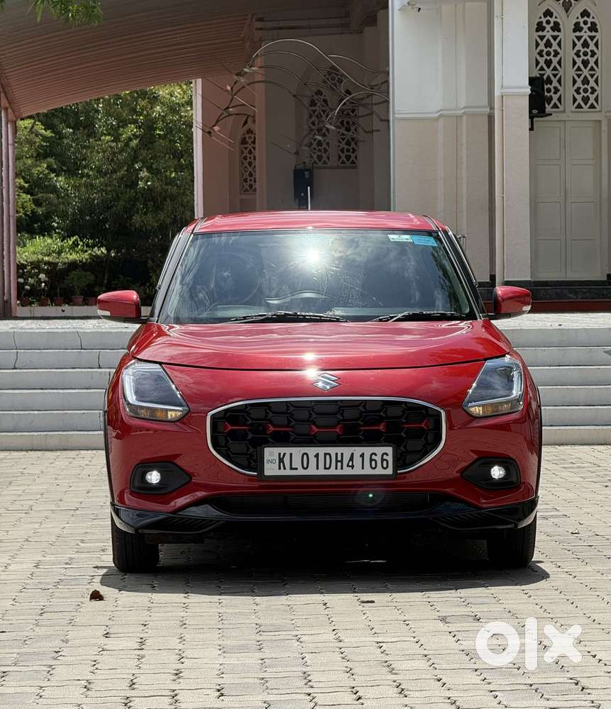Maruti Suzuki New-gen Swift Vxi, 2025, Petrol