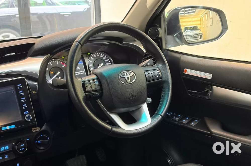 Toyota Hilux 2.8 High 4x4 Mt, 2024, Diesel